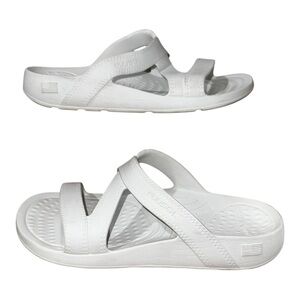 NUUSOL White Comfort Strappy Sandals Size 8 Foam Comfy Footbed
